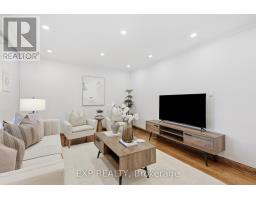 Bedroom 3 - 21 Wallasey Avenue, Toronto, ON M9M1E1 Photo 6