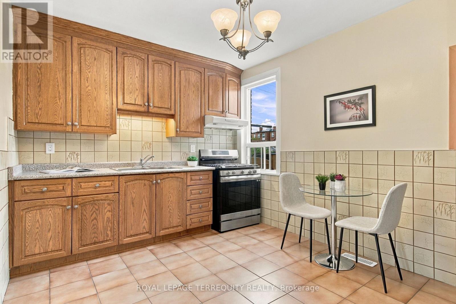 66 AUBURN AVENUE - 12