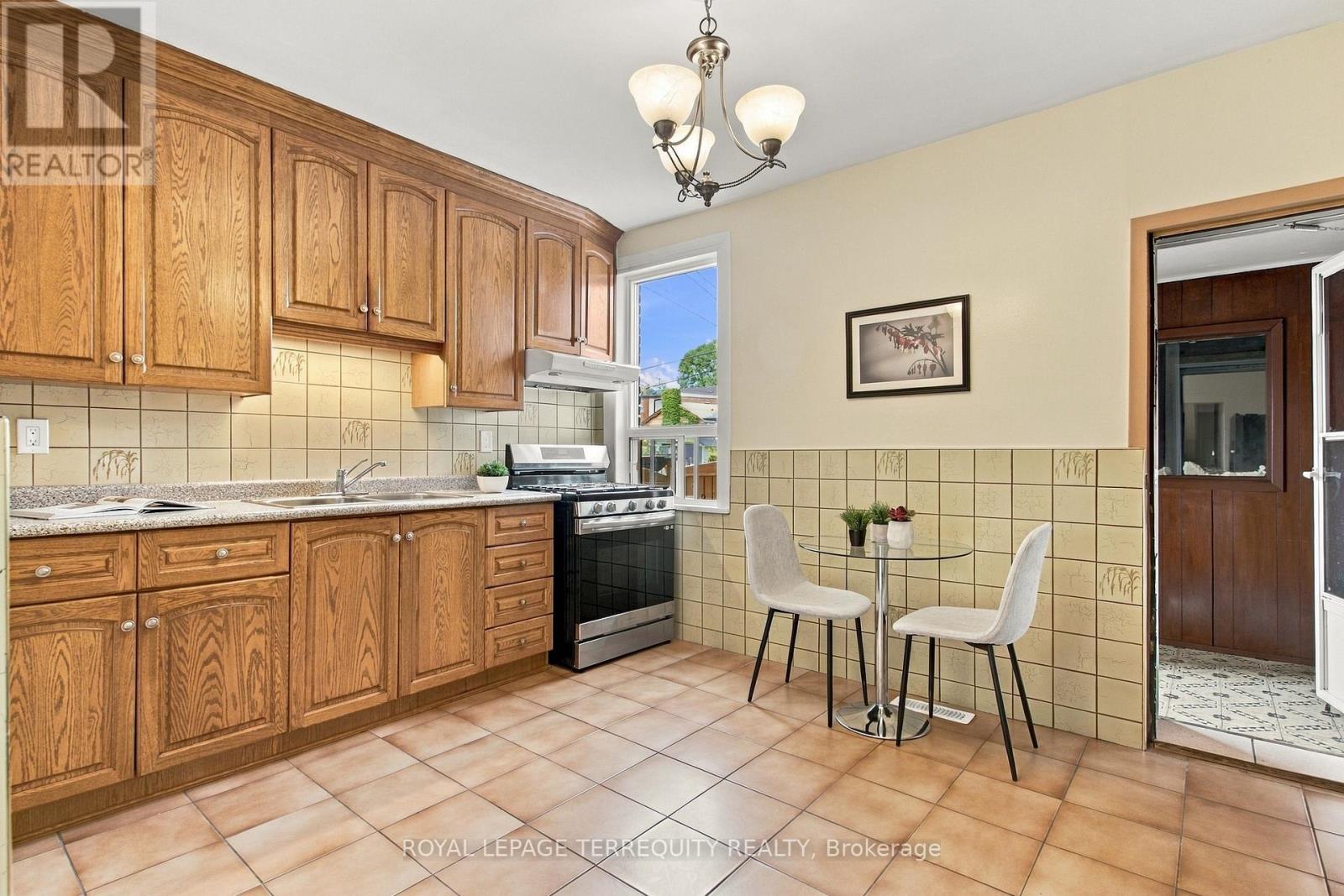 66 AUBURN AVENUE - 14