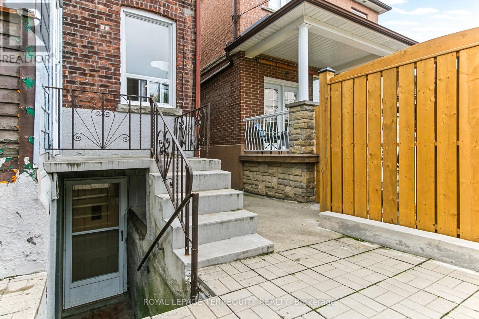 66 AUBURN AVENUE - 35
