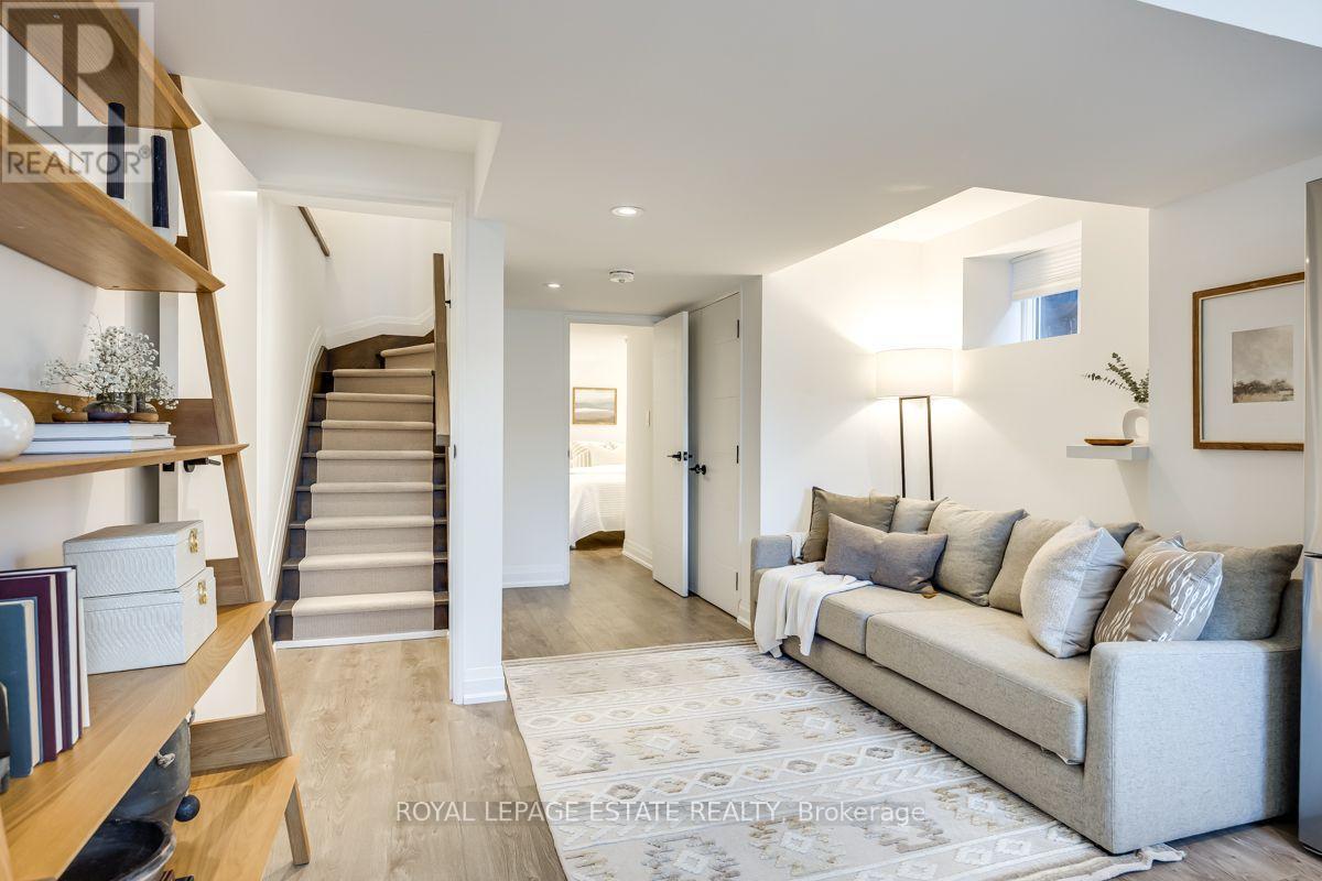370 SILVERTHORN AVENUE - 11