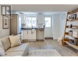 370 Silverthorn Avenue, Toronto, ON M6M3G9 Photo 13