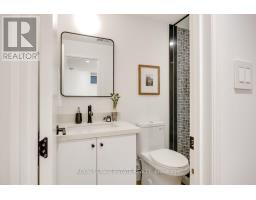 370 Silverthorn Avenue, Toronto, ON M6M3G9 Photo 15