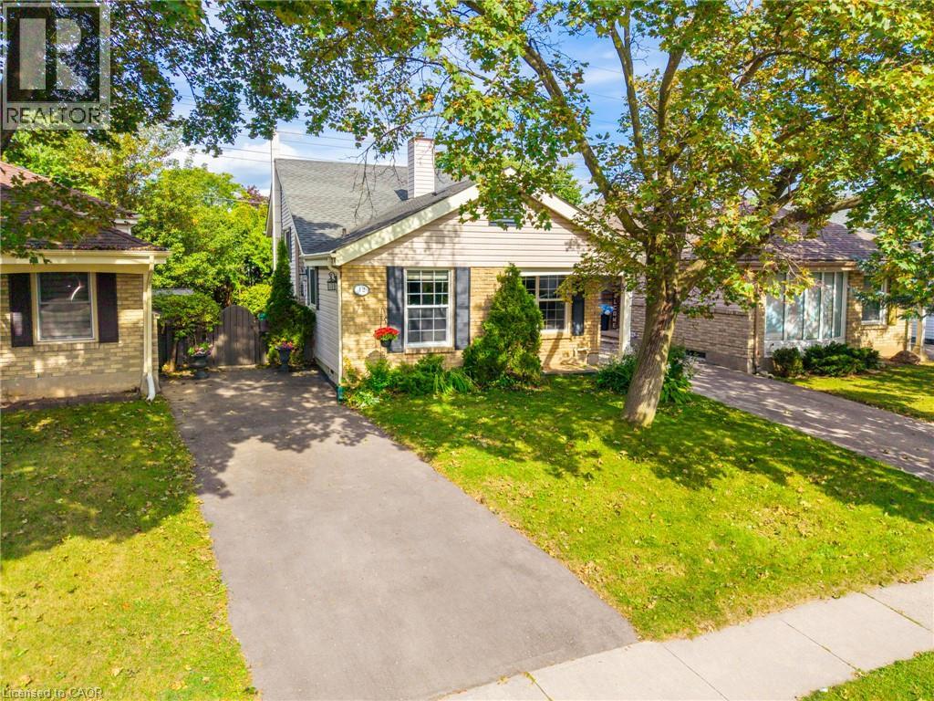 42 MACTEITH Court — photo 2