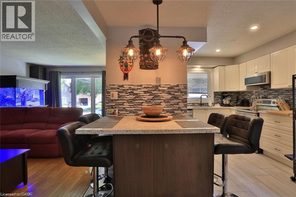 41 GREENOCK Drive Unit# A & B, Kitchener — photo 3