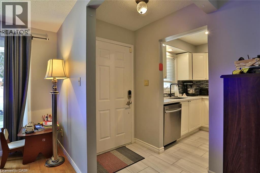 41 GREENOCK Drive Unit# A & B, Kitchener — photo 6