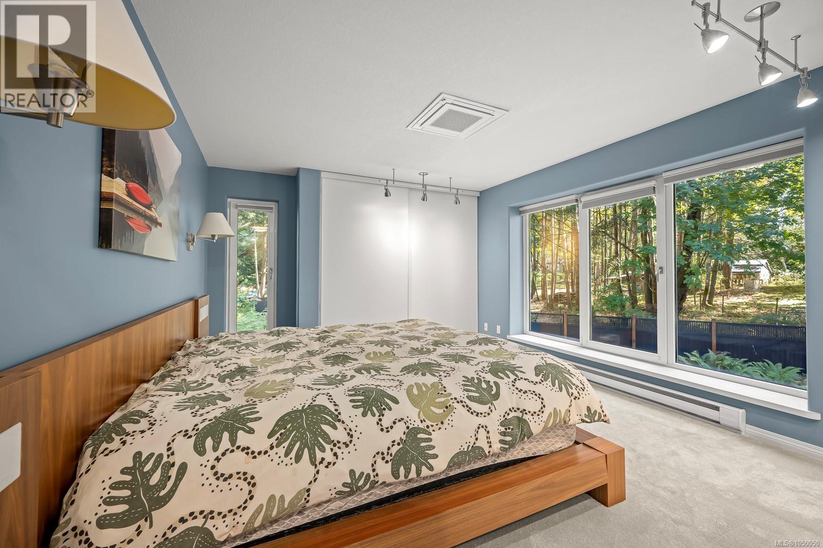 2219 Sea Lion Way - 25