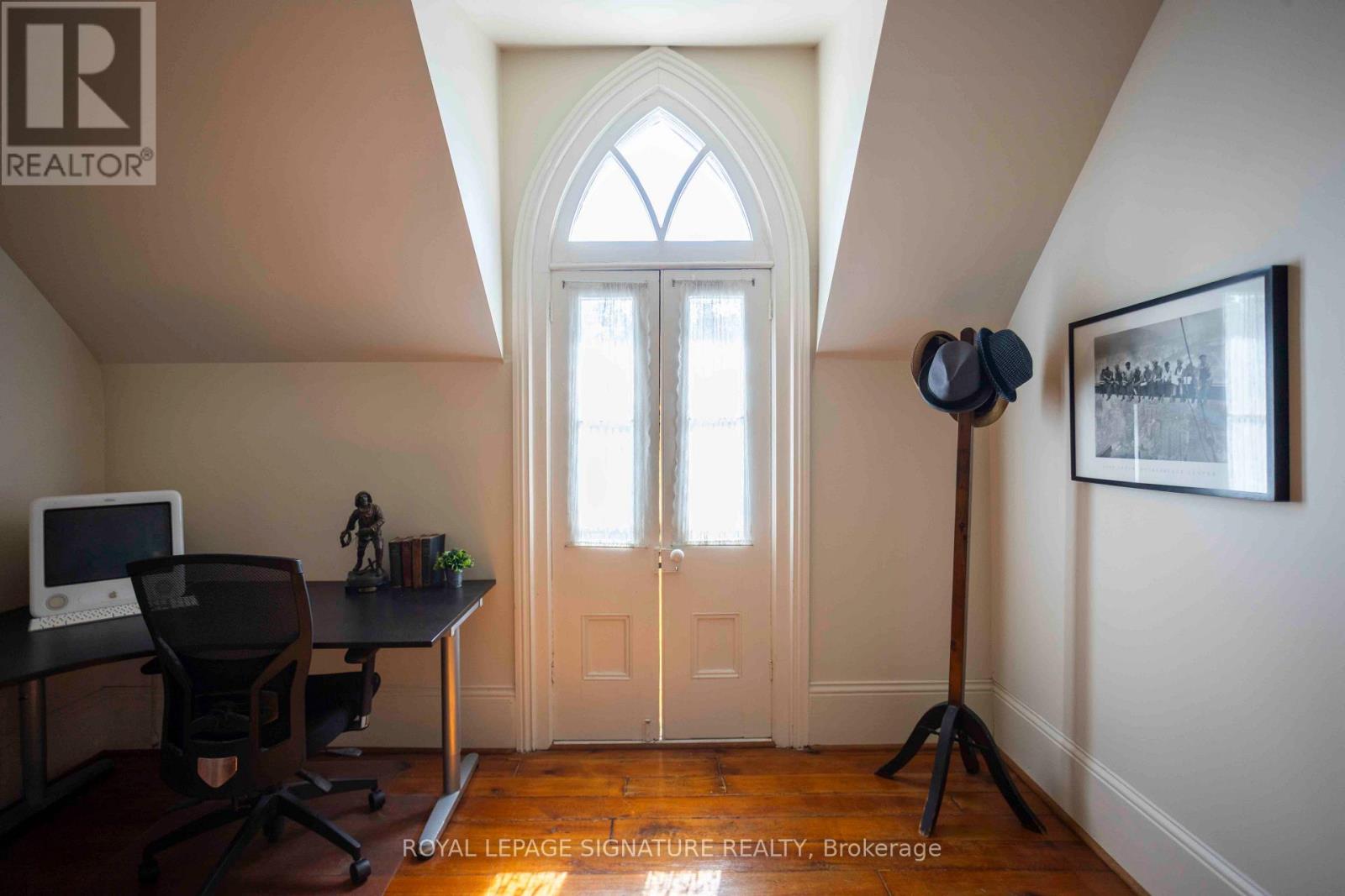55 BROCK STREET E - Image 10