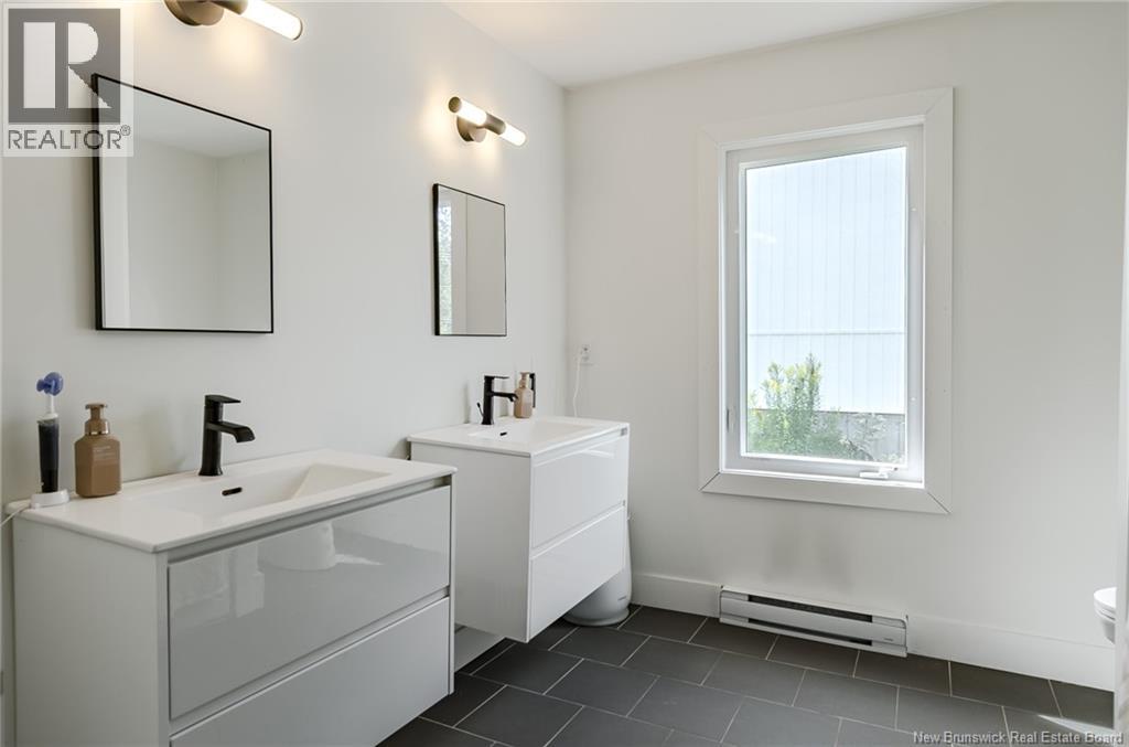 70 Longwood Drive - 33