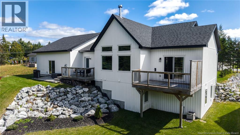70 Longwood Drive - Image 36