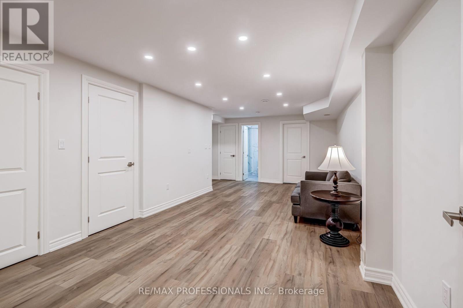 #63 636 EVANS AVENUE - Image 38