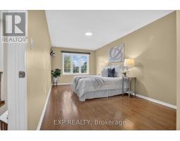127 Knapton Drive, Newmarket, ON L3X3B3 Photo 23