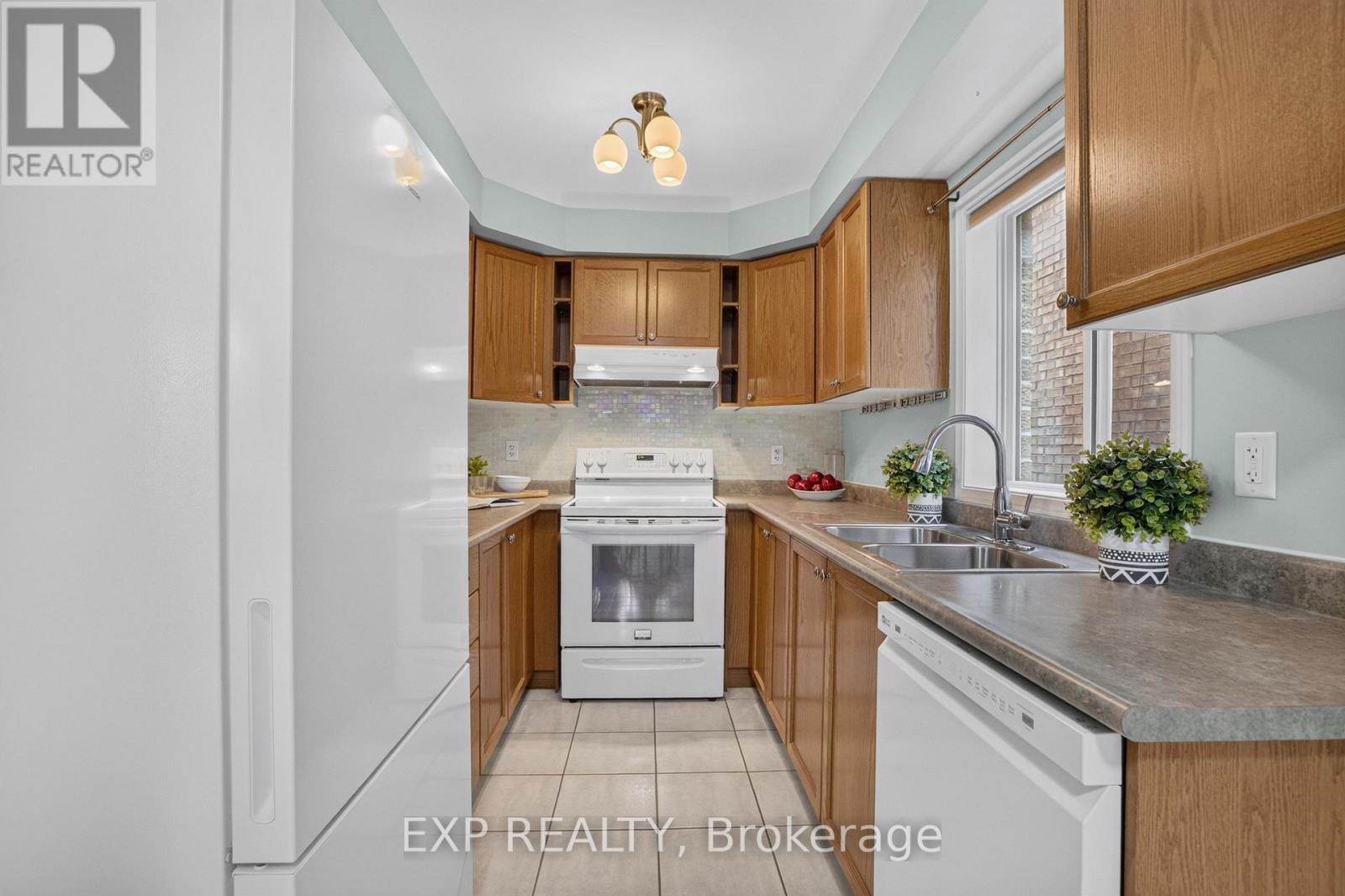 127 KNAPTON DRIVE - Image 18
