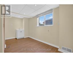 127 Knapton Drive, Newmarket, ON L3X3B3 Photo 38