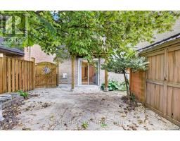 127 Knapton Drive, Newmarket, ON L3X3B3 Photo 46