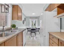 127 Knapton Drive, Newmarket, ON L3X3B3 Photo 20