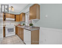 127 Knapton Drive, Newmarket, ON L3X3B3 Photo 17