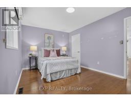 127 Knapton Drive, Newmarket, ON L3X3B3 Photo 28