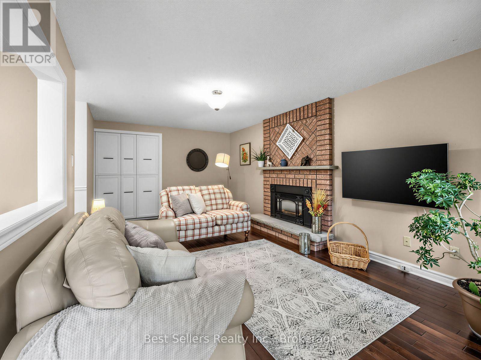 34 Kenpark Avenue, Brampton, ON photo 12