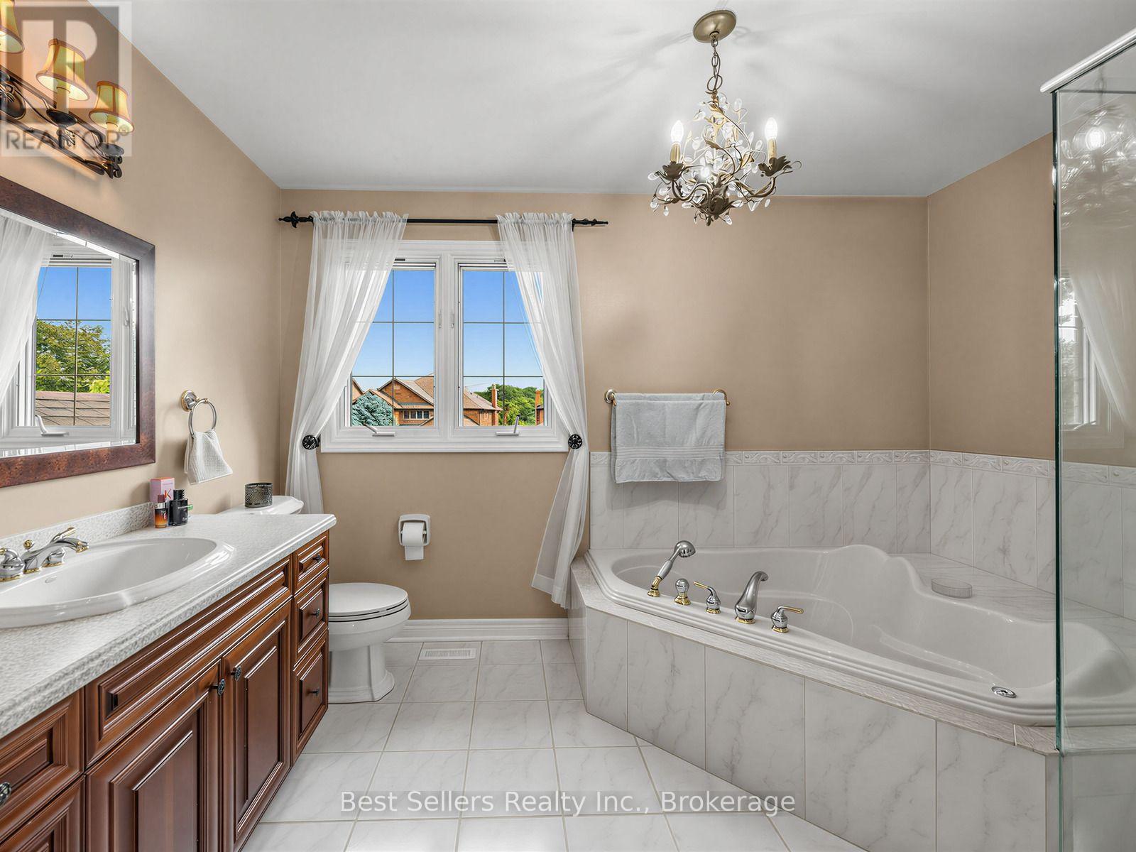 34 Kenpark Avenue, Brampton, ON photo 21