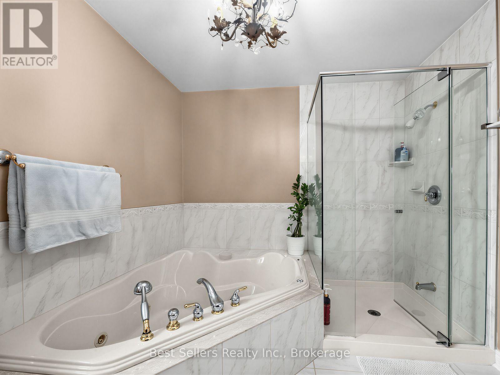 34 Kenpark Avenue, Brampton, ON photo 22