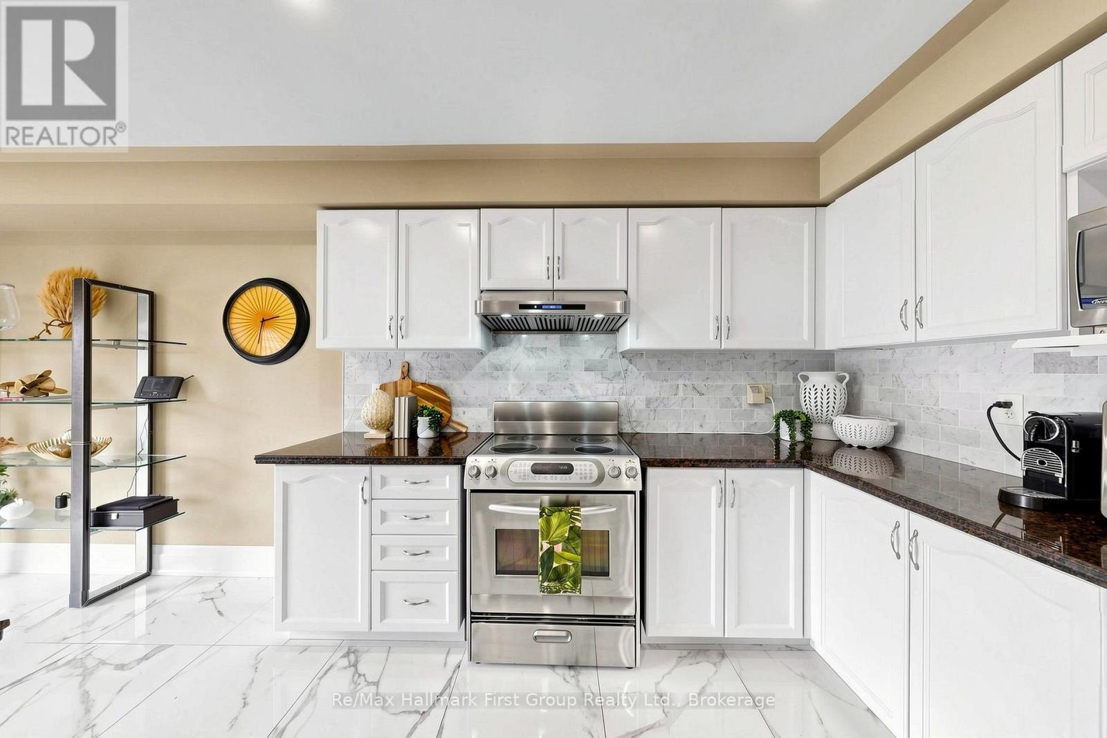 3271 COUNTRY LANE - 21