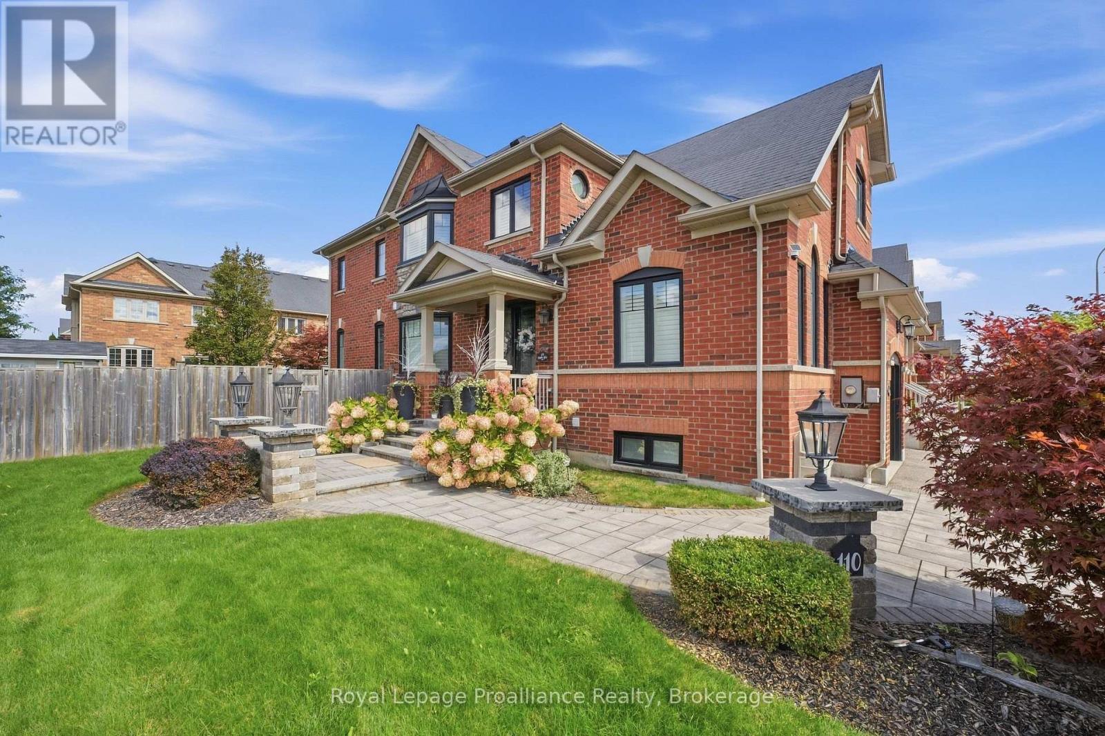 110 Kenneth Hobbs Avenue, Whitby, ON