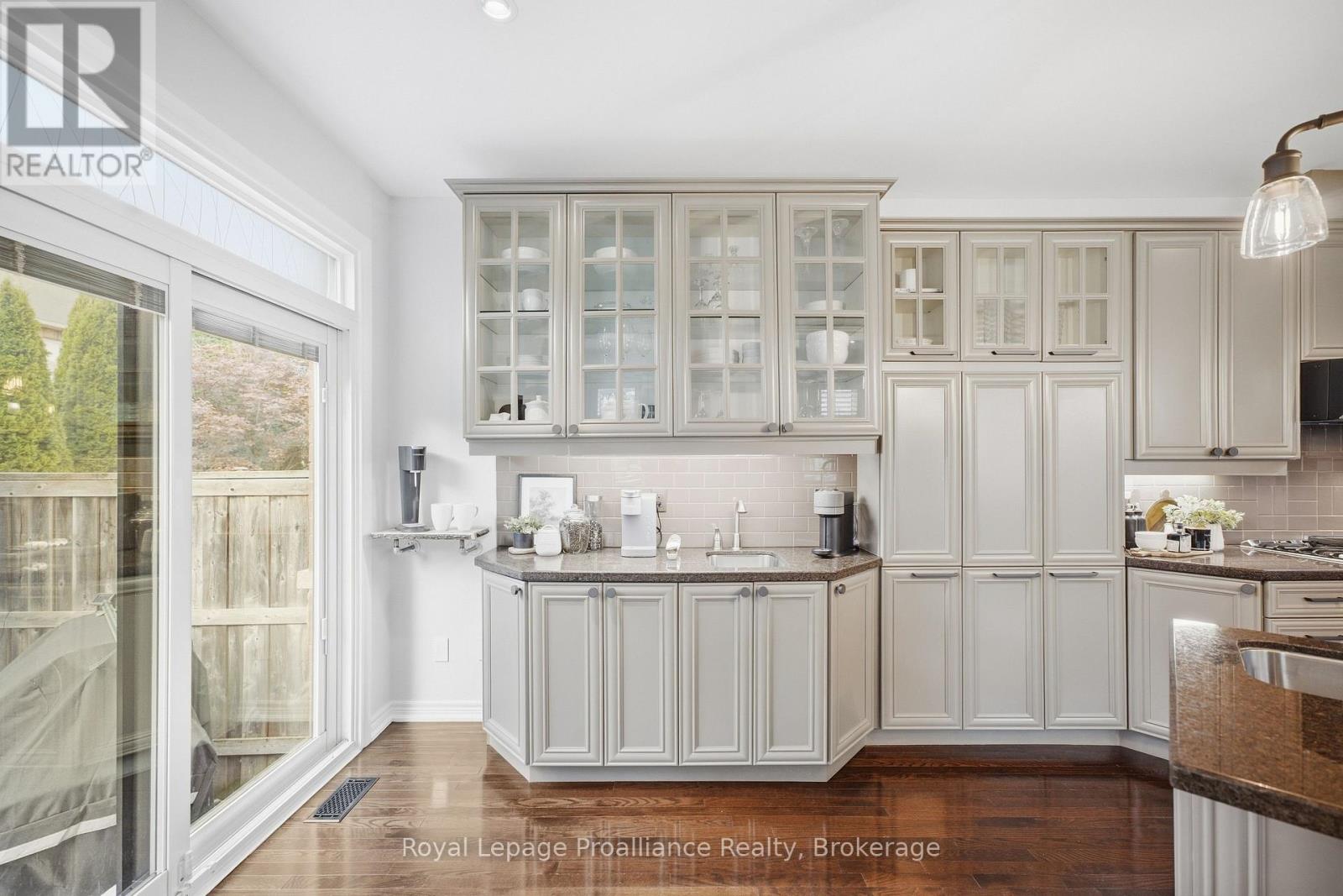 110 Kenneth Hobbs Avenue, Whitby, ON photo 20