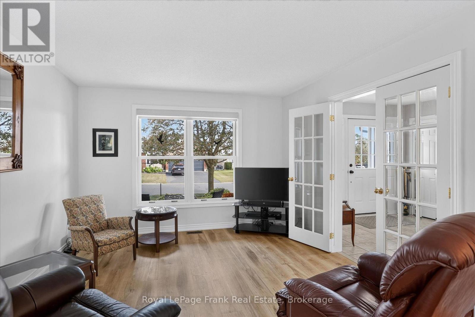 1544 GLENFOREST CRESCENT - Image 4
