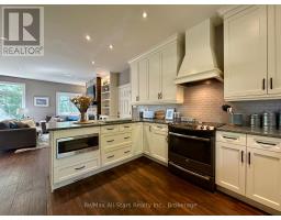 Kitchen - 316 1/2 Riverside Drive, Kawartha Lakes, ON K0M1A0 Photo 7