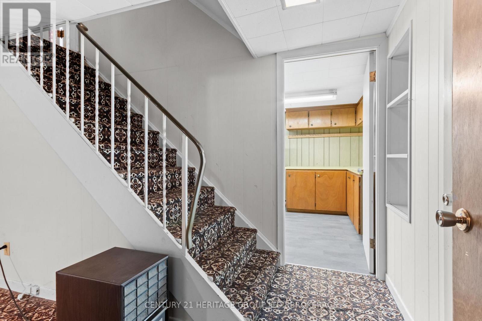 187 COLLEGE STREET - 33