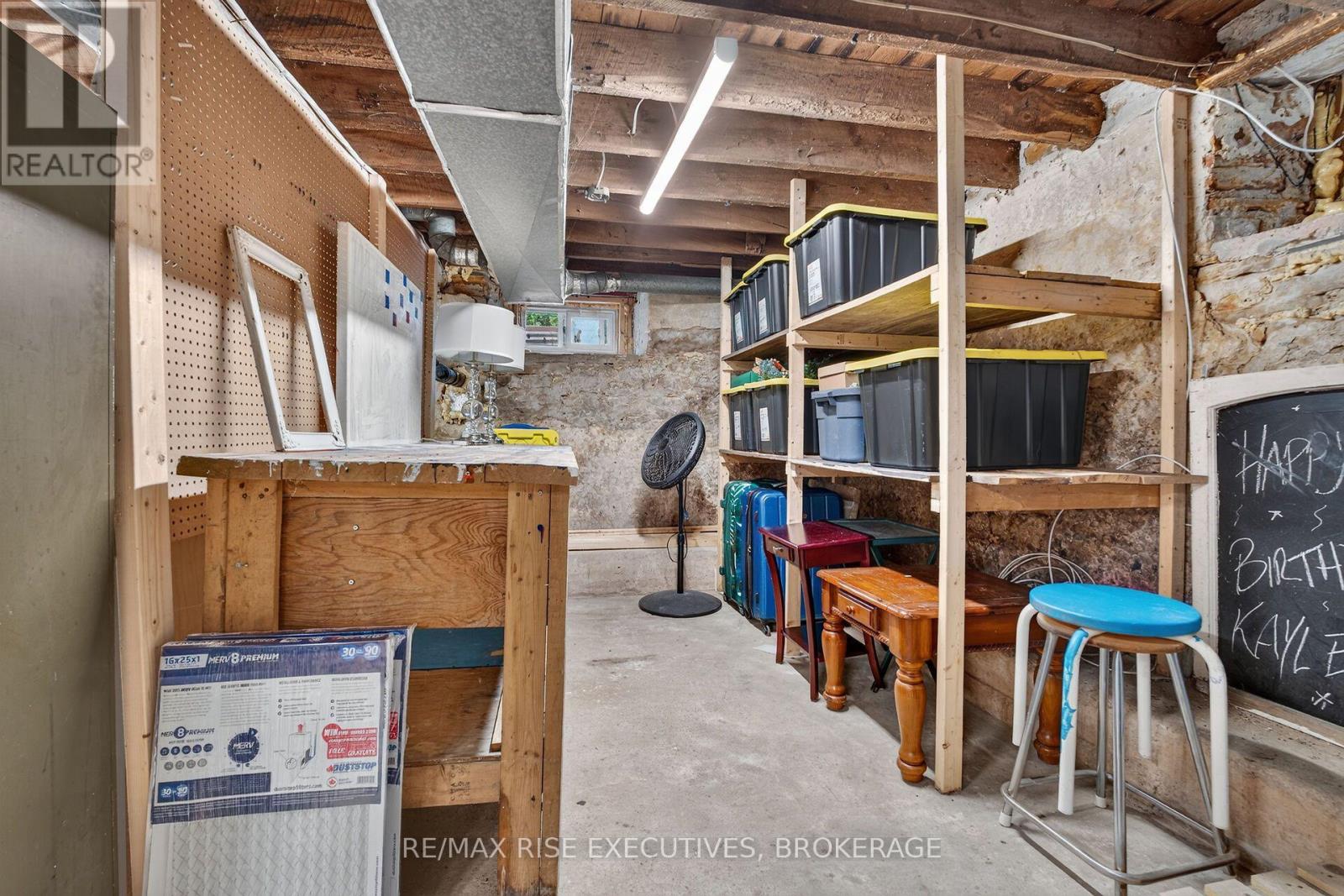 171 JONAS STREET - Image 36