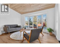 Bedroom - 303 Woodside Place, Okotoks, AB T1S1L9 Photo 10