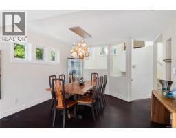 7090 Brentwood Dr, Central Saanich, BC V8M1B6 Photo 20