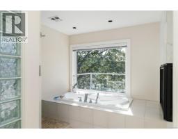 7090 Brentwood Dr, Central Saanich, BC V8M1B6 Photo 31