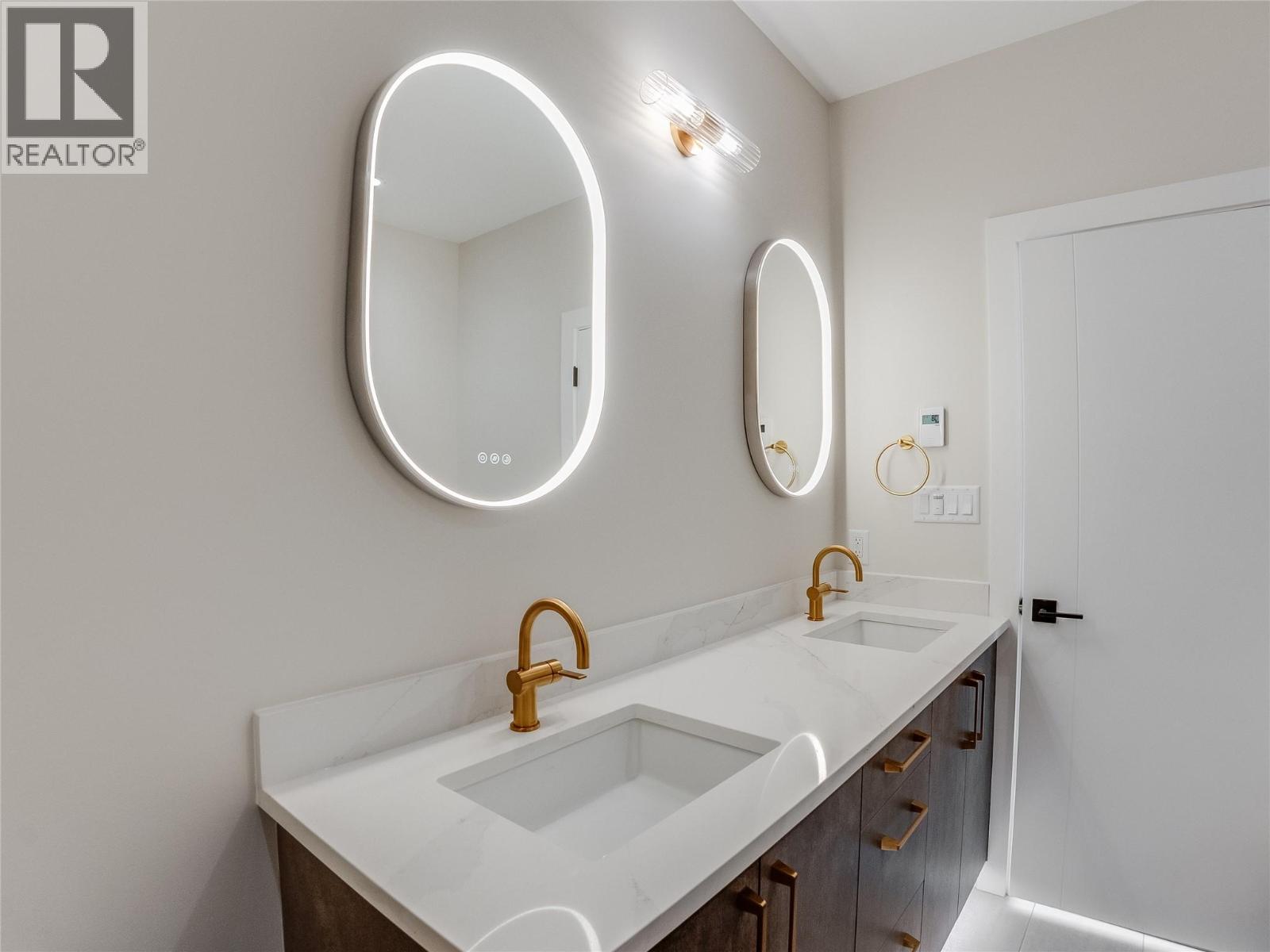 #403 910 Lakeside Drive - Image 28