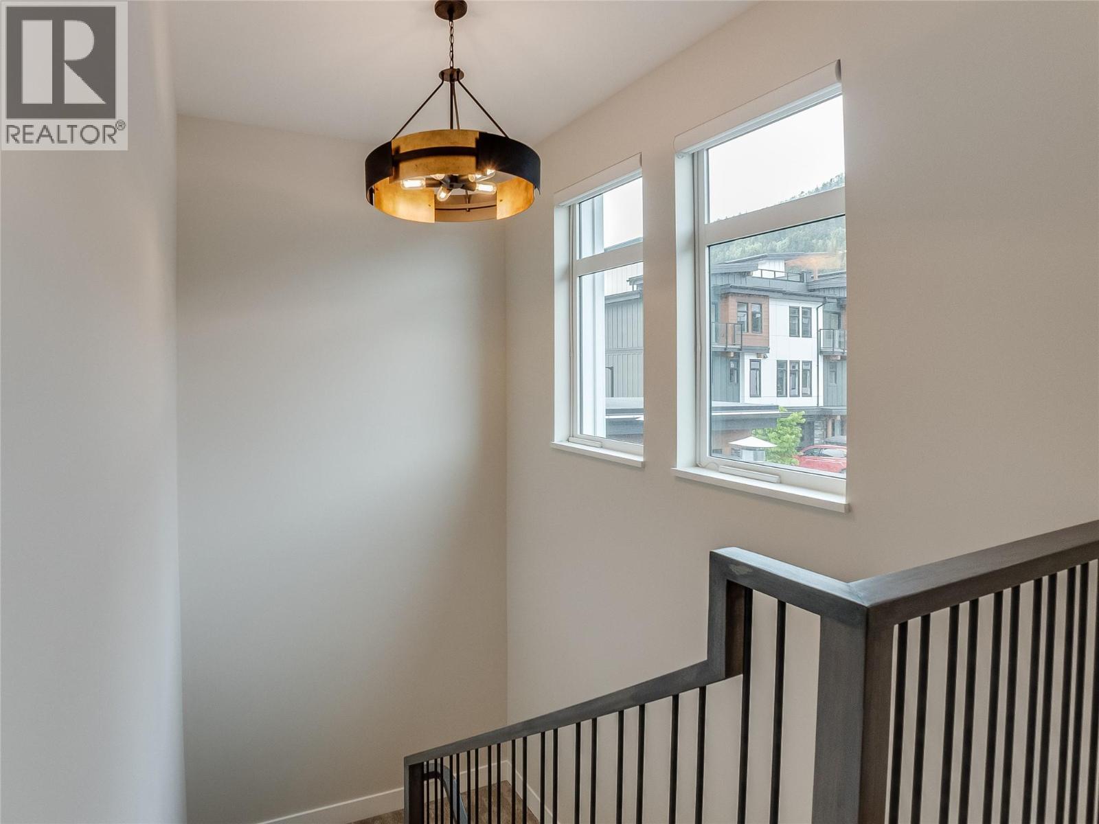 #403 910 Lakeside Drive - Image 37