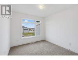 758 Horned Owl Avenue, Ottawa, ON K4M0S2 Photo 13