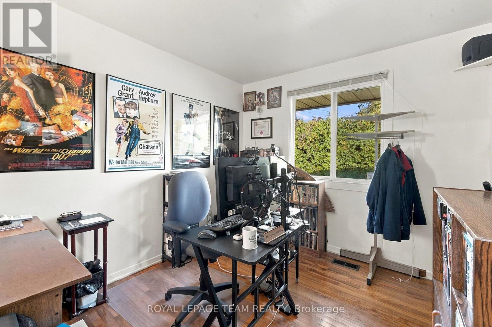 2587 ROMAN AVENUE - 10