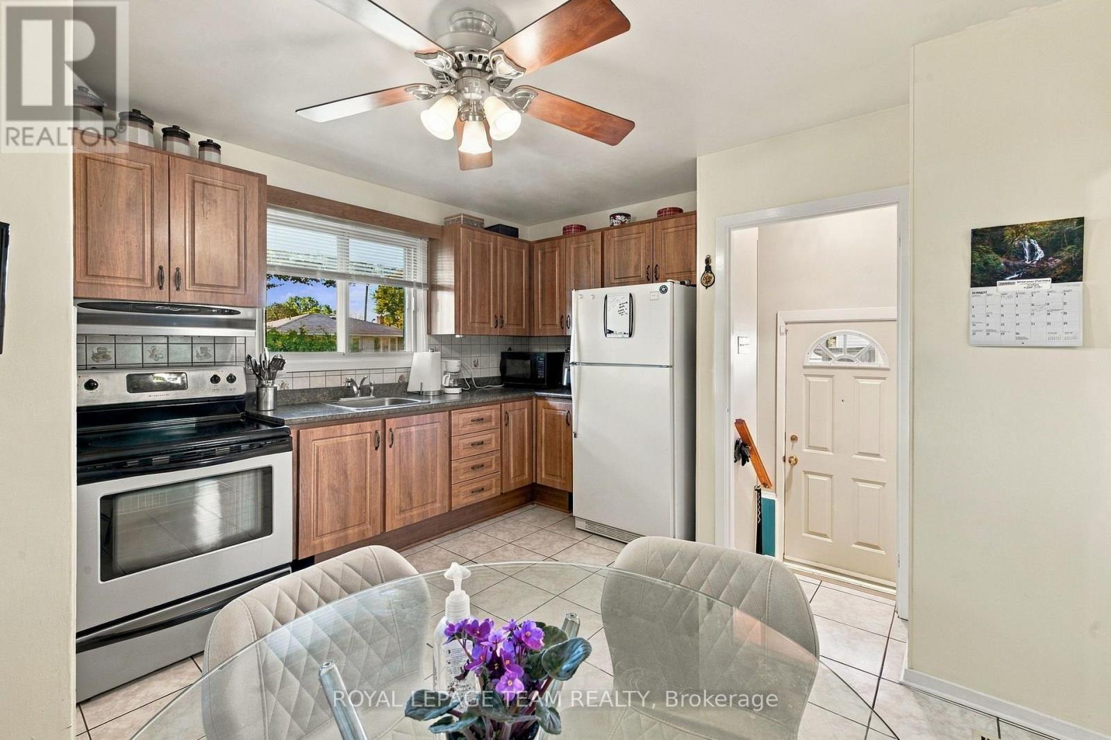 2587 ROMAN AVENUE - Image 17