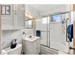 2587 Roman Avenue, Ottawa, ON K2B7Y1 Photo 13