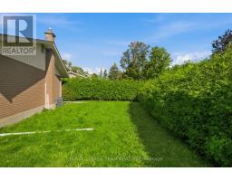 2587 Roman Avenue, Ottawa, ON K2B7Y1 Photo 29