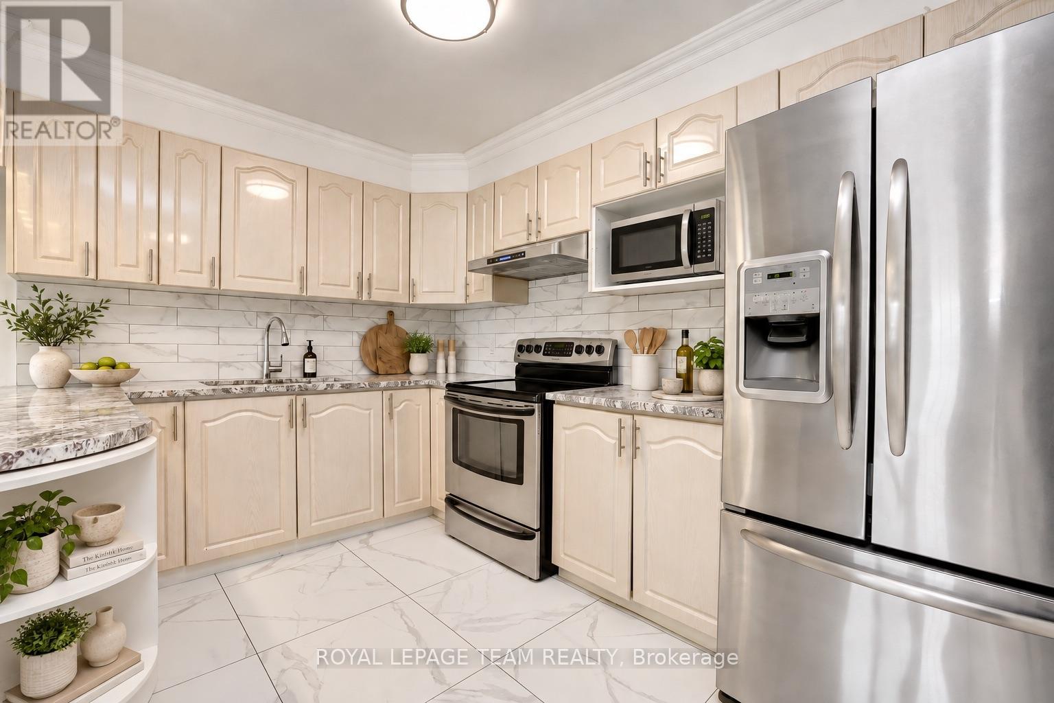 #1208 158A MCARTHUR AVENUE - Image 14
