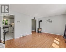 Den - 303 Hoylake Crescent, Ottawa, ON K1E1M1 Photo 10