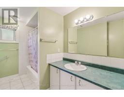 303 Hoylake Crescent, Ottawa, ON K1E1M1 Photo 18