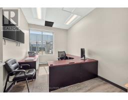 B - 1240 Kenaston Street, Ottawa, ON K1B0B2 Photo 11