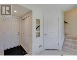 Foyer - 254 Halyard Way, Ottawa, ON K2T0L3 Photo 7