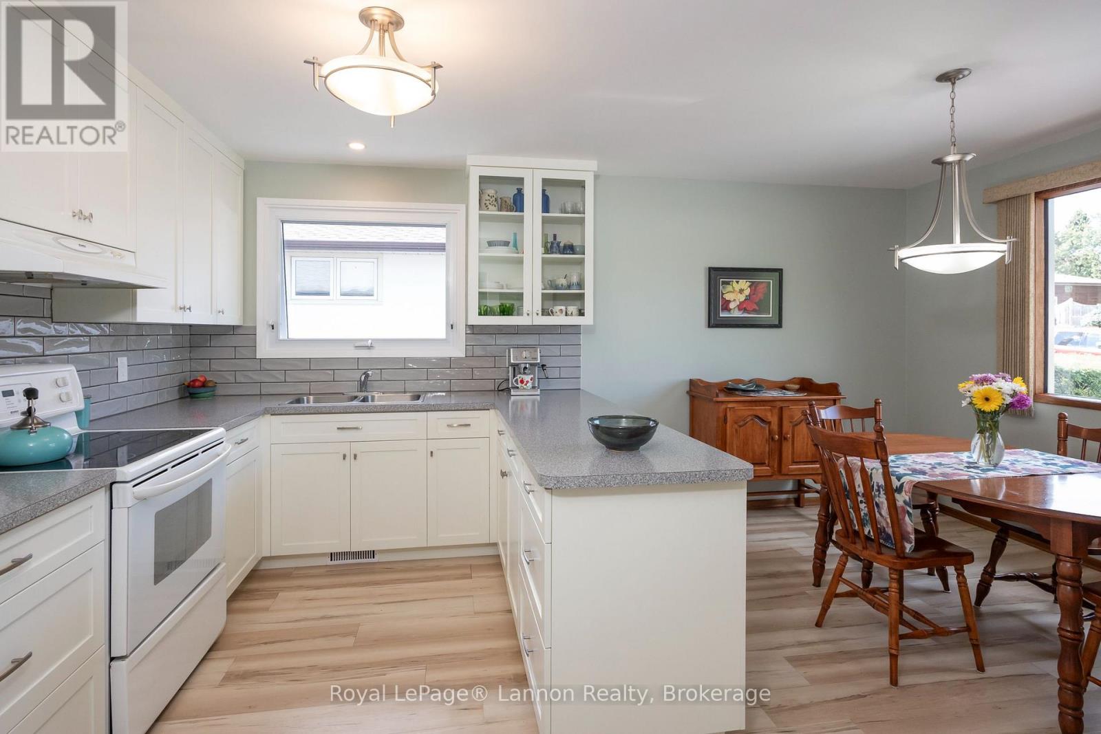 315 RONA STREET - Image 15