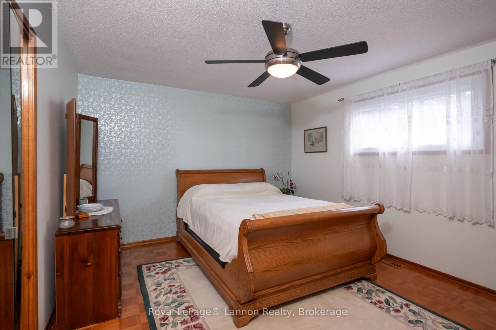 315 RONA STREET - 21