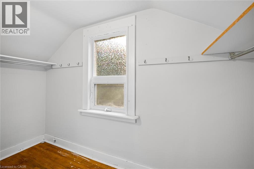195 VICTORIA Avenue S - 18